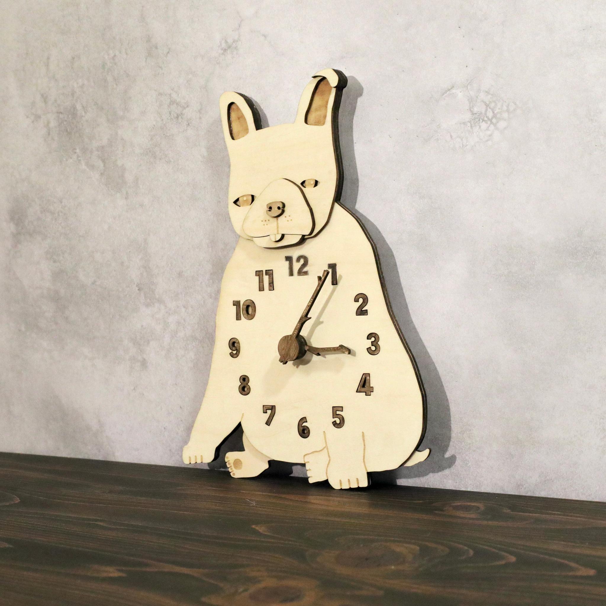何もしないフレンチブルドッグの時計｜ただそこにいる4匹たち 時計 木製 掛け時計 | 4枚目